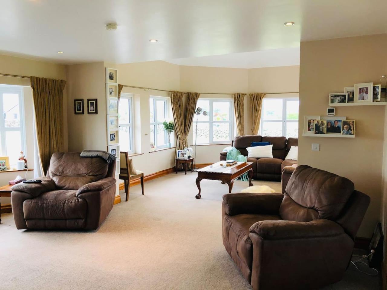 Connemara. 3 Bedroom, 8 Bed, Holiday Home Galway Zewnętrze zdjęcie